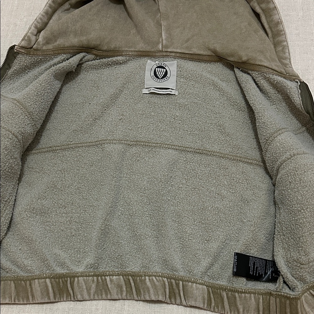Urban Outfitters Yogi Fleece Hoodie Women’s S Olive Cropped Yoga Loungewear - Picture 7 of 15